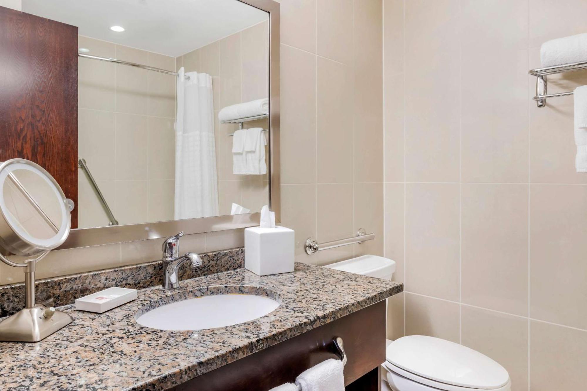 Comfort Bayer's 4* Timberlea
